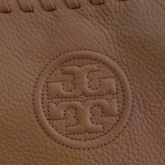 🎉HP🎉Tory Burch Marion Tote - Picture 5 of 9